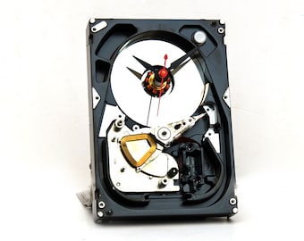 Computer Hard Drive Clock, Unique, Industrial, Husband, Boyfriend, girlfriend, Dad, Tech, PC, reclaim, reuse, repurpose, recycle, upcycle,