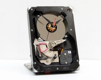 Computer Hard Drive Clock, Unique, Industrial, Husband, Boyfriend, Time, Dad, Tech, PC, reclaim, reuse, repurpose, recycle, upcycle,