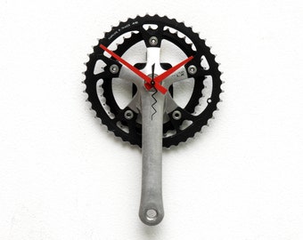 Recycled Bike Crank Arm Clock, gear, pedal, repurpose, reclaim, reuse, upcycle, bicycle, time, chain, steampunk, boyfriend, dad, mom, cog