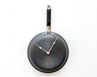 Skillet clock, Frying Pan, Chef, Calphalon, cook, time, Teflon, stainless, restaurant, kitchen, timer, food, tick, tik tok, grill, battery,