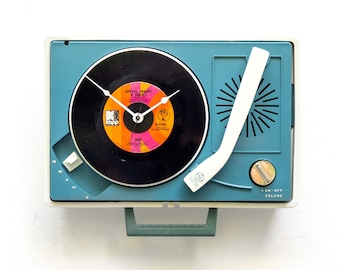 Record player clock, turntable, album, music, upcycle, repurpose, reuse, recycle, Vintage, antique, vinyl, LP, 45, wall, time, battery,