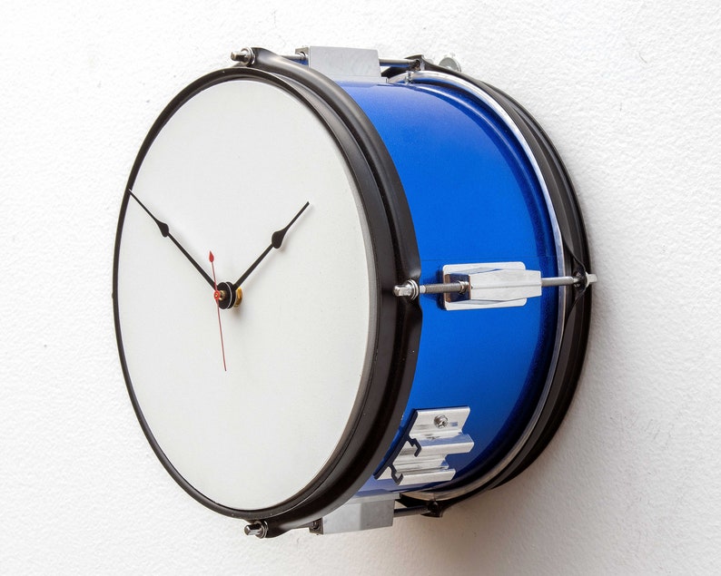 Drum Clock, tom tom, percussion, steampunk, repurpose, recycle, reuse, repurpose, reclaim, music, inspire, instrument, battery, wall, time. image 3