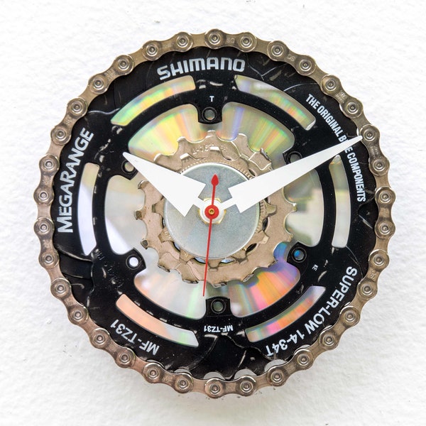 Recycled bike gear clock, cycle, bicycle, chain, boyfriend, sprocket, unique, repurpose, reuse, upcycle, time, wall, battery, dad, Father,