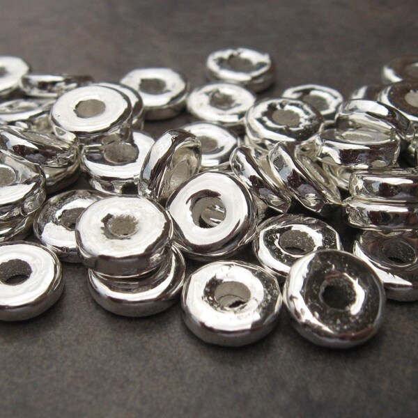 50 zilver 8 mm ronde ringen - Griekse keramische gemetalliseerde kralen