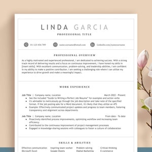 Currículum elegante de 2 columnas. ¡Hazte notar y contrata! Plantillas de CV de Word, Mac Pages y Google Doc fáciles de editar. A4 y carta estadounidense. Fuentes e iconos