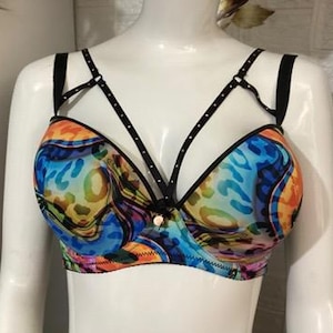 Luxurious sexy bra