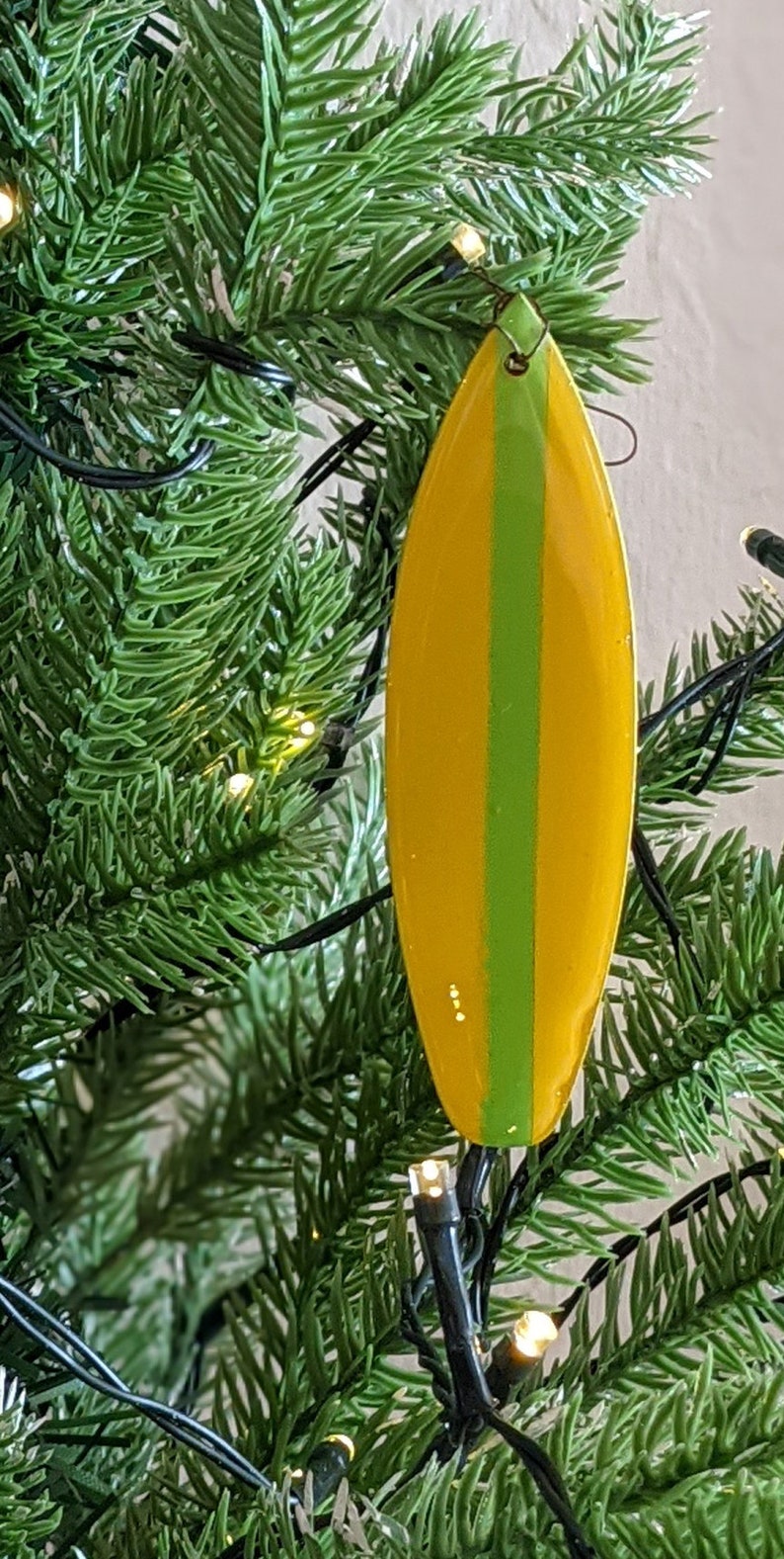 Single Surfboard Ornament Surf Decor Surf Ornament Yellow & Green