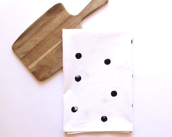 Polka Dot Flour Sack Towel / Minimalist Decor / Kitchen Decor/ Classic Style / Kitchen Towel / Black and White Decor