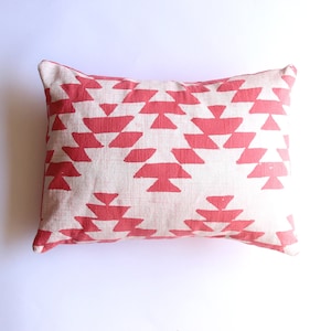 Aztec Design Decorative Lumbar Throw Pillow - Coral Pillow - Summer Decorative Throw Pillow - Geometric Pillow