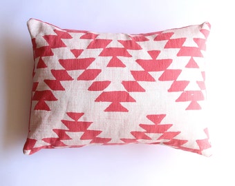 Aztec Design Decorative Lumbar Throw Pillow - Coral Pillow - Summer Decorative Throw Pillow - Geometric Pillow
