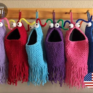Crochet Yip Yip Holders - Crochet Yip Yip Plant Hanger Martian plant hanger pattern, plant baskets, door knob baskets, crochet basket