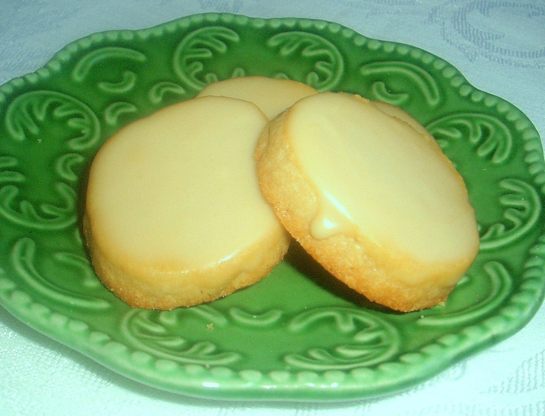 4 Dozen Maple Shortbread Cookies W/ Real Maple Syrup Glaze Etsy