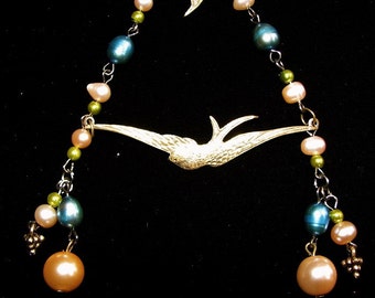 GOOD NEWS. Bird Freshwater Pearl Y Necklace,Lariat Necklace Bird necklace, Christmas gift idea, Christian Necklace, Pearls Bird Necklace