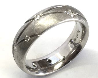 Platinum Cassini Orbit Band with .25ctw of Bright White Natural Diamonds in Polished Grooves with a Random Scratchy Finish 6MM / SIZE 7