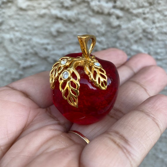 Vintage Avon Lucite Red Apple Pendant 