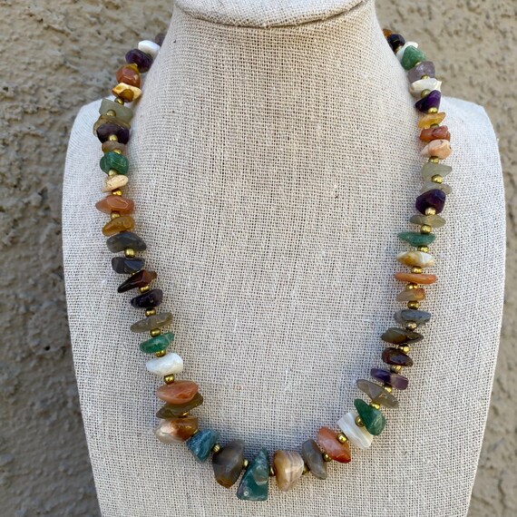 Green Gemstone Vintage 16 inches August Birthstone Gold Tone Clasp Quality Peridot Chip Necklace Graduated Beads