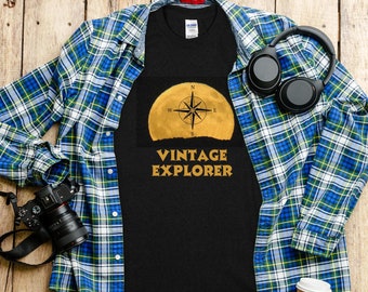 Vintage Explorer T-Shirt, cooles grafisches T-Shirt, trendiges Qualitätsdesign, schwarz, Geschenk, personalisiert, beste Unisex-Baumwolle mit Markenlogo