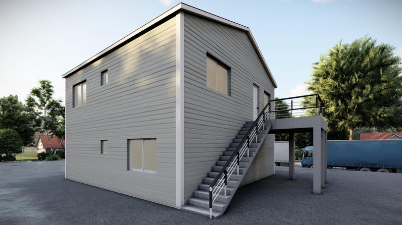 以下が含まれることがあります： 木製のデッキと階段がついた灰色の2階建ての家。家は窓とドアがいくつかあります。デッキは木製の梁で支えられています。