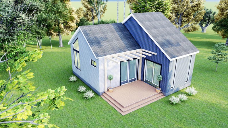 Peut inclure: Une maison moderne avec un ext&eacute;rieur bleu et gris, un toit gris et une terrasse en bois. La maison a de grandes fen&ecirc;tres et est entour&eacute;e d'herbe verte et d'arbres. De petites plantes en pot sont sur la terrasse.