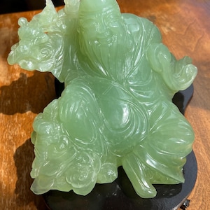 Vintage Jade Buddha Statue: Chinese Fengshui Home Decor