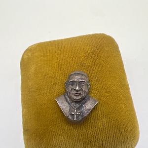 Rare Petite Vintage Pope John XXIII Miniature Bust Catholic Religious Figurine