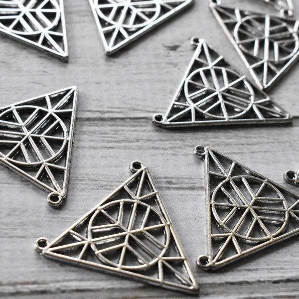 Mandala Silver Metal Charms- Sacred Geometry New Age Jewelry Pendant- Silver Triangle Jewelry Supply- Pack of 10