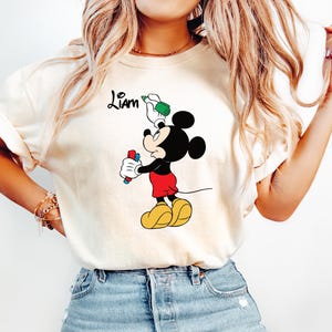 Camiseta personalizada de Disney Mickey para el regreso a clases, camiseta de Mickey y sus amigos para el primer día de clases, camiseta del maestro más feliz del mundo, regalos para maestros