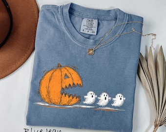 Comfort Colors® Halloween Pumpkin Eat Ghosts Shirt, Funny Halloween Shirt, Halloween Gamer Gift, Halloween Party Tee,Pumpkin Pac Man T-Shirt