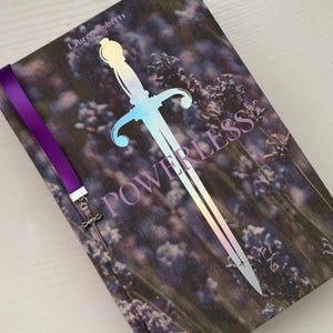 Machtlos von Lauren Roberts Rebind | Individuelle Sonderedition | Rebound-Buch