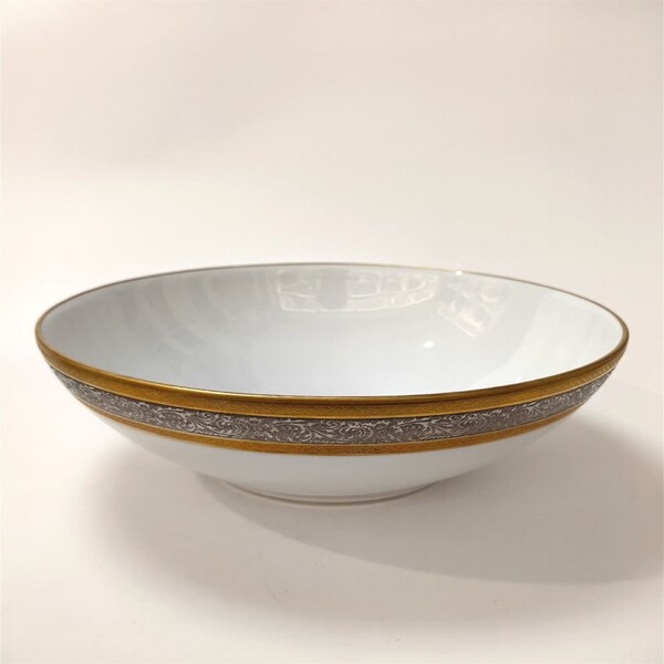 Handcrafted Ceramic Serving Bowl Artisanal Stoneware Soup Bowl Elegant Ceramic Pasta Bowl