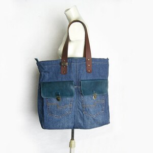 Einkaufstasche, recycelte Schultertasche, Jeanstasche mit Reißverschluss, nachhaltige Tasche, Westerntaschentasche, blaue Denim-Tasche mit Griffen an der Oberseite