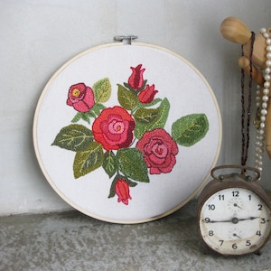Embroidery Hoop Art, Handmade Roses Embroidery, Hoop Stitched Needlework, Home Decor, Flowers Wall Decoration