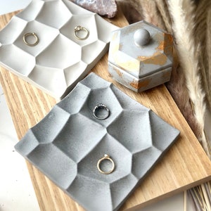 Concrete Ring Tray, Decorative Tray, Jewelry Dish, Minimalist Jewelry Tray, Earrings Tray, Jewelry Storage Rack, Home Decor, Neutral Trinket