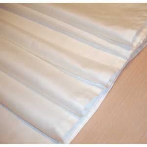 White Altar Table Runner 6ft x 1ft Cloth Hemmed Tablecloth 180cm x 30cm Ecclesiastical