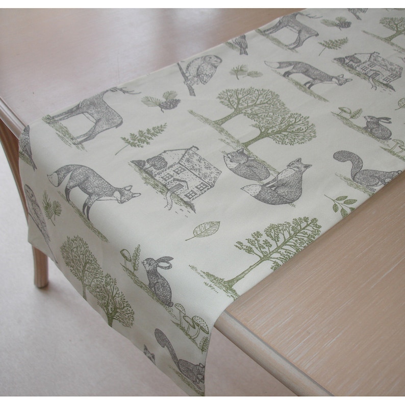 Table Runner 48 Woodland Scene Trees Foxes Stags Squirrels Owls Rabbits 4ft Fox Squirrel Owl Rabbit Animals 120cm