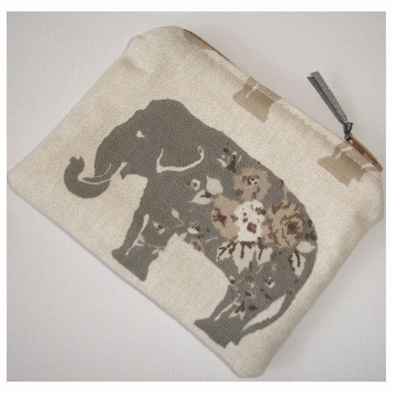 Grey Elephant Credit Card Size Zipped Purse