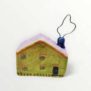 Handmade Ceramic Folk Art Cottage – Colorful Wire Smoke, Signed 2026 Home Decor