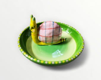 Handmade Ceramic Snail Trinket Dish – Whimsical Ring Holder – Small Jewelry Dish – Cute Pottery Gift