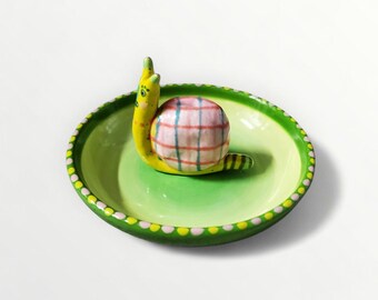 Handmade Ceramic Snail Trinket Dish – Whimsical Ring Holder – Small Jewelry Dish – Cute Pottery Gift