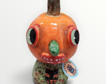 Handmade Ceramic Halloween Pumpkin Rattle Noisemaker Sculpture with Cat Face Button-Green Nose