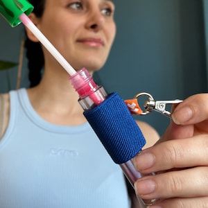 VCASE Lippenbalsam Schlüsselbund, Elastischer Lippenstifthalter, Anti-Lose Lippenbalsam Halter mit Metallverschluss, Lipgloss oder Lippenbalsam Perfect Fit