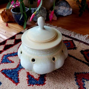 Handmade Stoneware Garlic Keeper: Wheel Thrown, Kitchen Storage