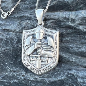 Temple Knight Necklace, Leonidas Inspired Knight Templar Necklace | Men&#39;s Silver Pendant, Warrior Jewelry Gift