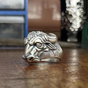 Anillo de plata con cabeza de toro: poderosa joyería de motociclista occidental, anillo llamativo con forma de animal para hombre