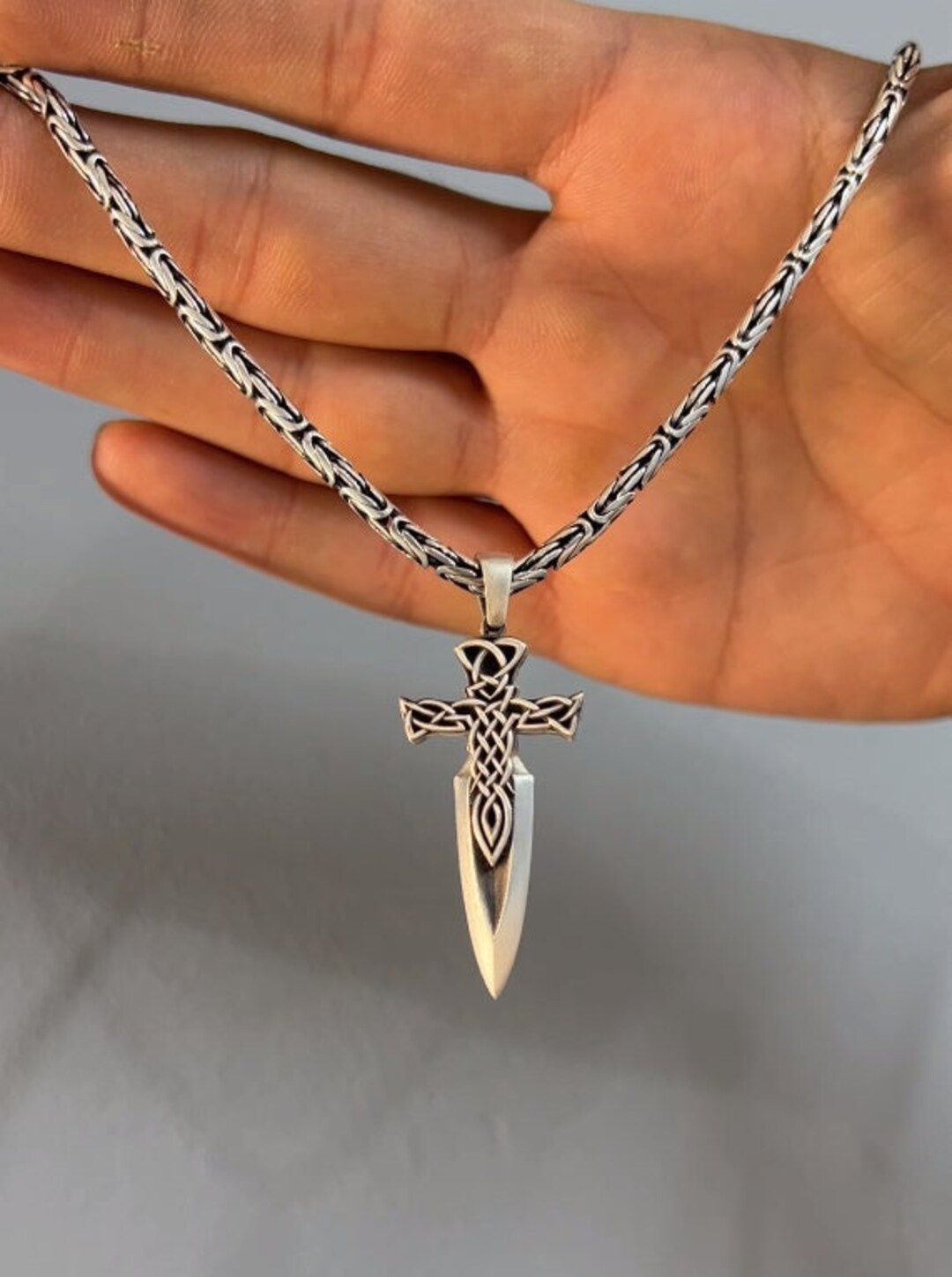 Ciondolo croce celtica uomo – Argento 925 con zircone centrale - 1297