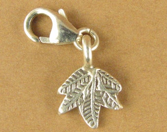 Leaf clip-on charm. Ivy. Small. Lobster clasp. Sterling silver 925.