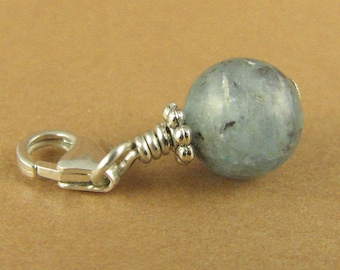 Kyanite clip-on charm. Blue-grey. Internal fire. Sterling silver 925. Handmade
