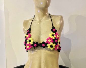 Geblümter Strick Bikini