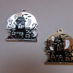Haunted House charm pendant  2 colours to choose