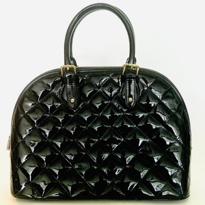 Bolso Pierre Cardin acolchado de charol negro vintage con asa superior